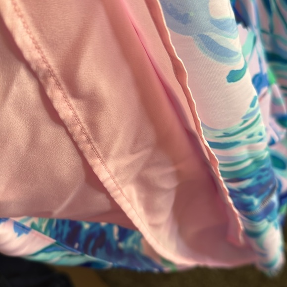 Lilly Pulitzer dress EUC with flutter sleeve color t back style - Picture 5 of 6